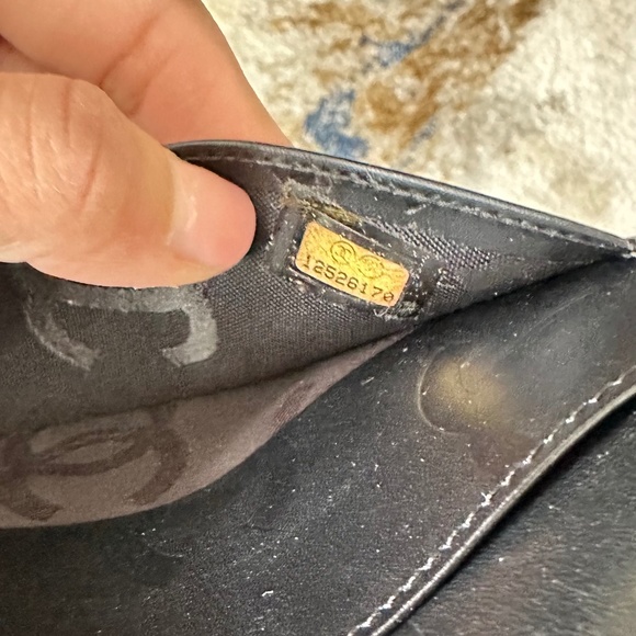 Chanel Cambon Lambskin Wallet/Organizer EUC - Picture 14 of 17